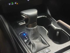 Lexus ES 2022 200 Deluxe Edition - фото 16