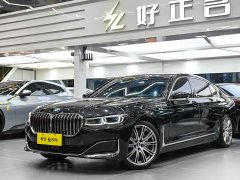 BMW 7 Series 2021 740Li xDrive Executive Luxury Line - фото 1