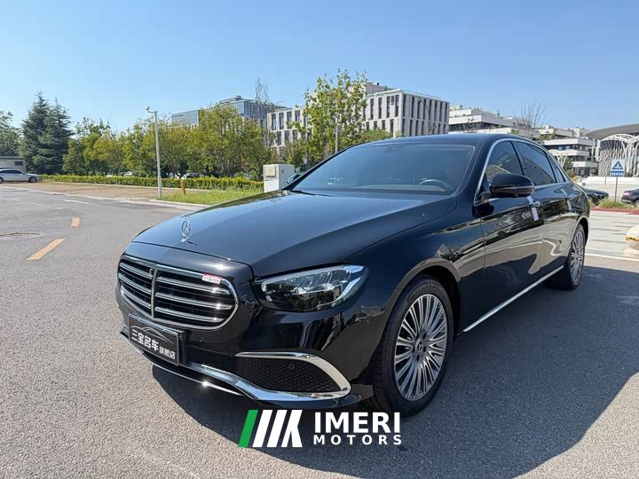 Mercedes-Benz E 300 L Luxury Version - автомобиль из Китая
