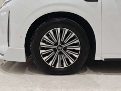 Baojun DM-i 1.5T 180km Version - фото 16