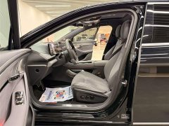 Voyah PHEV AWDUltra Long RangeFlagship Edition - фото 6