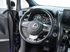 Lexus LM LM300h 2.5L Edition - фото 11