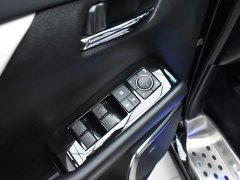 Lexus LM LM300h 2.5L Edition - фото 16
