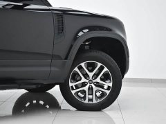 Land Rover 110 3.0T P400 Edition - фото 5