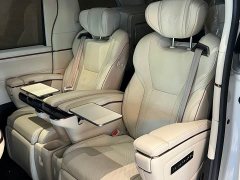 Lexus LM 500h Edition - фото 17