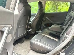 Tesla Model Y rear-wheel drive version - фото 6