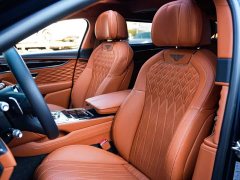Volkswagen 4.0T V8 Mulliner - фото 16