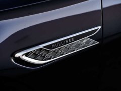 Volkswagen 4.0T V8 Mulliner - фото 4