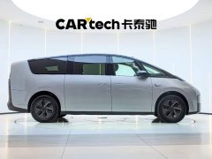 Li Auto MEGA Ultra - фото 9