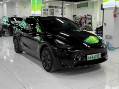 Tesla Model Y Edition - фото 3