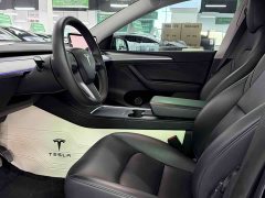 Tesla Model Y Edition - фото 4