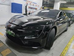 Yangwang U7 PHEV Flagship Edition - фото 1