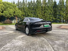 Yangwang U7 PHEV Luxury Edition - фото 10