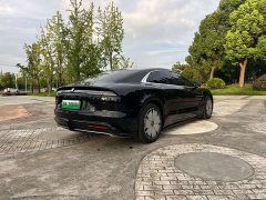 Yangwang U7 PHEV Luxury Edition - фото 8