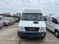 Iveco Proud 2.5T A37 M1 Passenger Car 5-9 Seats Long Axis Mid-Roof Double Tire Side Sliding Doors - фото 1