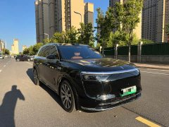 AITO M8 EREV Max Edition 53.4kWh 6 Edition (192) - фото 3