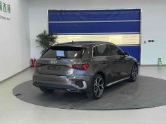 Audi A3 Sportback 35 TFSI Luxury Version - фото 3