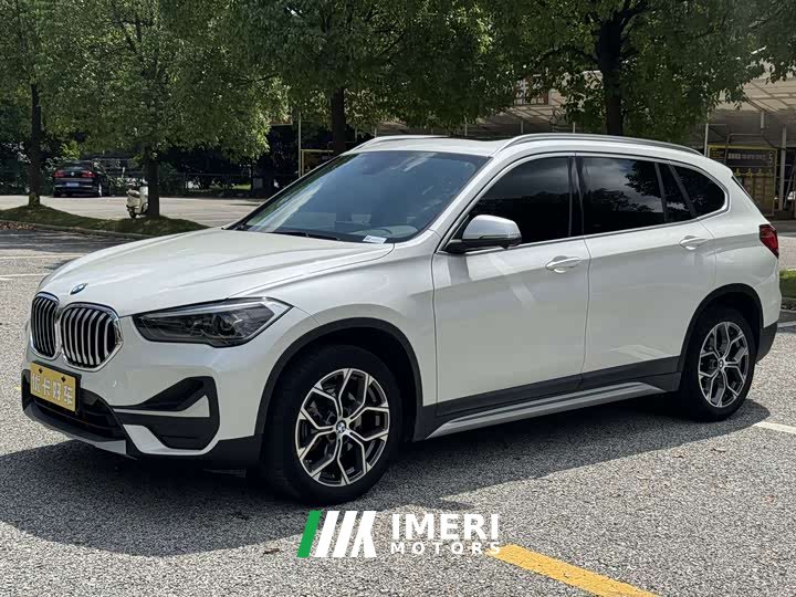 BMW X1 sDrive20Li Fashion Version - автомобиль из Китая