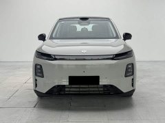 Leapmotor C10 290 Edition - фото 1