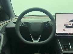 Tesla Model Y L Long Range Edition - фото 5