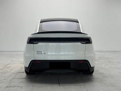 Tesla Model Y L Long Range Edition - фото 9