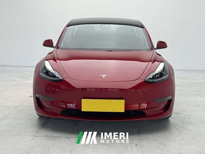 Tesla Model 3 PerformancePerformance Edition - автомобиль из Китая