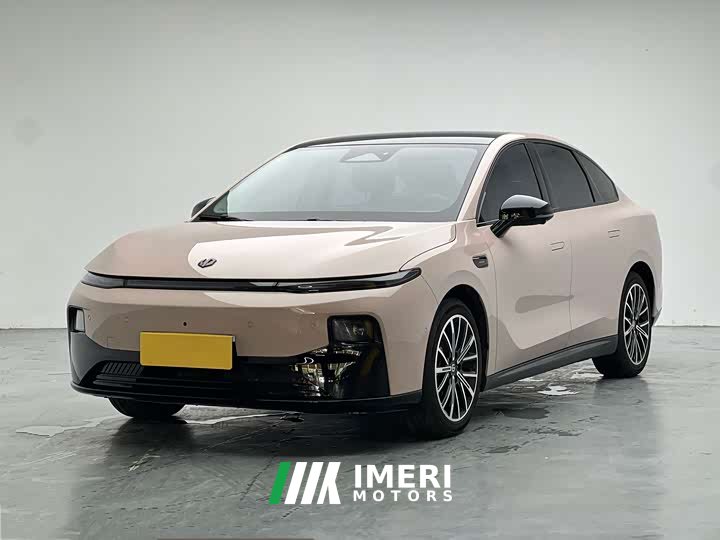 Leapmotor B01 550 Edition - автомобиль из Китая