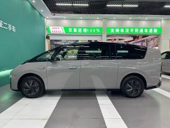 Li Auto MEGA Ultra - фото 20
