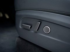 Tesla Model Y Edition - фото 18