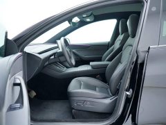 Tesla Model Y Edition - фото 4