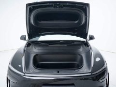 Tesla Model Y Edition - фото 8