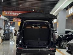 FAW HQ9 PHEV 2.0T AWDBusiness Edition - фото 6