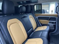 Land Rover Defender 2020 110 P400 Dark Special Edition - фото 11