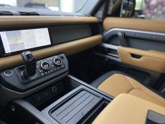 Land Rover Defender 2020 110 P400 Dark Special Edition - фото 20