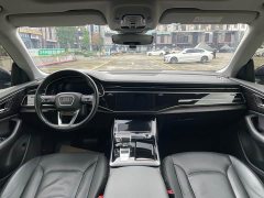 Audi Q8 45 TFSI Luxury Version - фото 6
