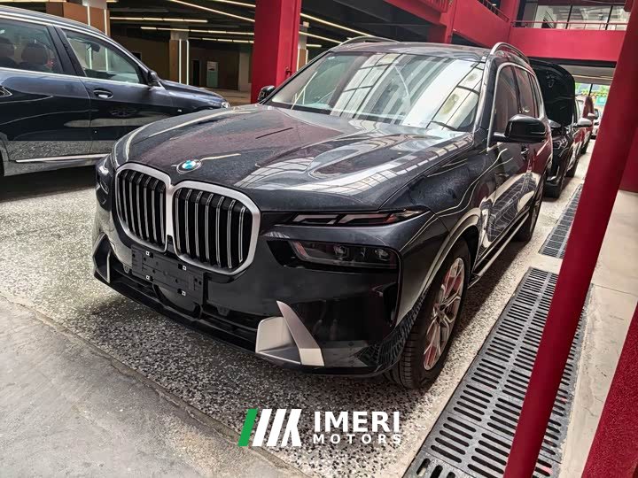 BMW X7 xDrive40i VersionLuxury - автомобиль из Китая