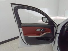 BMW 3 Series 320Li M Sports Package - фото 7