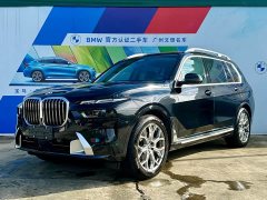 BMW X7 xDrive40i VersionLuxury - фото 1