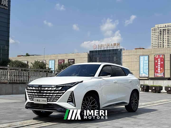 Changan UNI-Z 1.5T Premium Version - автомобиль из Китая
