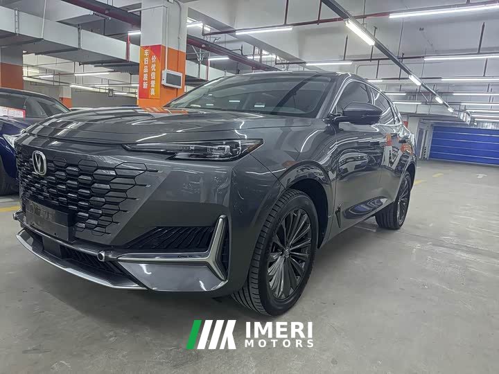 Changan UNI-K 2.0T Version - автомобиль из Китая