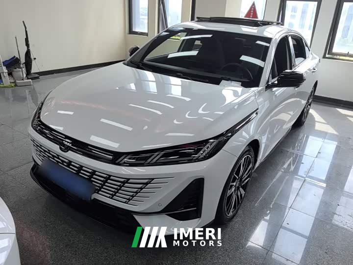 Changan 1.5T 500Bar Smart Version - автомобиль из Китая