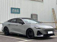Changan UNI-V 1.5T Premium Version - фото 1