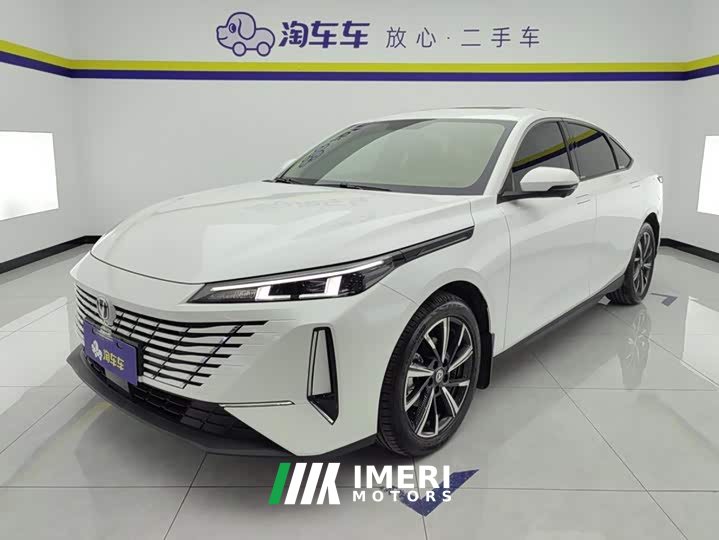 Changan 1.5T GDI Premium Version - автомобиль из Китая