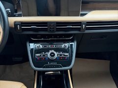 Volvo 2.0T 2WD Edition - фото 10