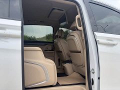 Buick GL8 Deluxe Edition - фото 11