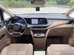 Buick GL8 Deluxe Edition - фото 12