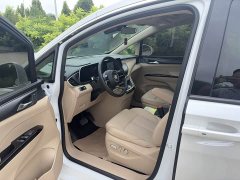 Buick GL8 Deluxe Edition - фото 7