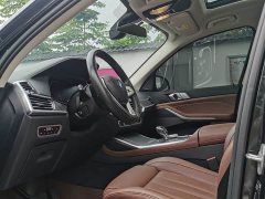 BMW X7 xDrive40i VersionLuxury - фото 12
