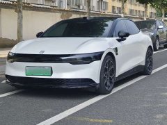 Zeekr 007 Smart Drive Edition 75kWh - фото 1