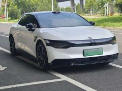 Zeekr 007 Smart Drive Edition 75kWh - фото 2